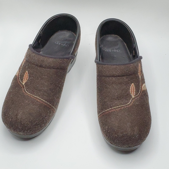 Dansko Felt Leaf Pattern Clog size 39 US 8.5 / 9 - Picture 10 of 15